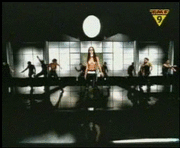 Aaliyah pendant le clip pour la chanson 